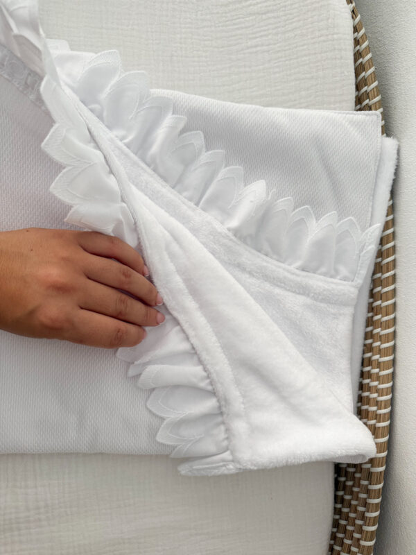 Arrullo coralina invierno pique con lazo blanco - Imagen 2