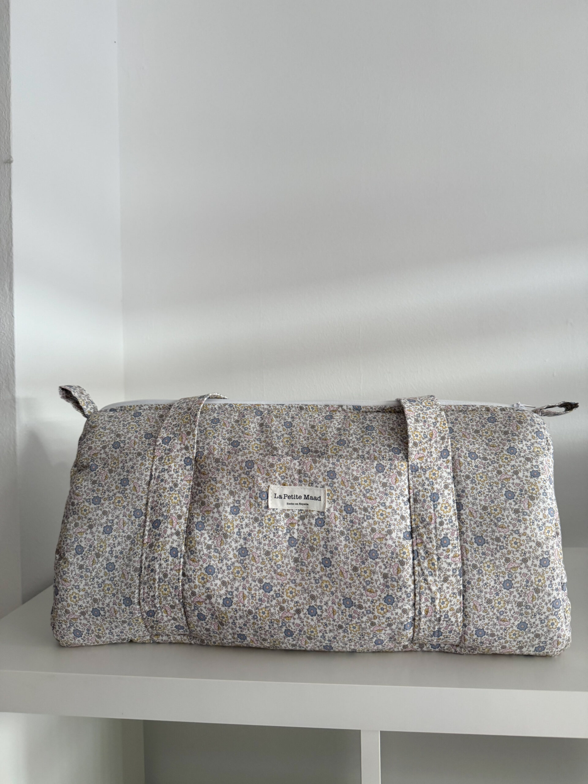 Bolsa de viaje flor gris nude