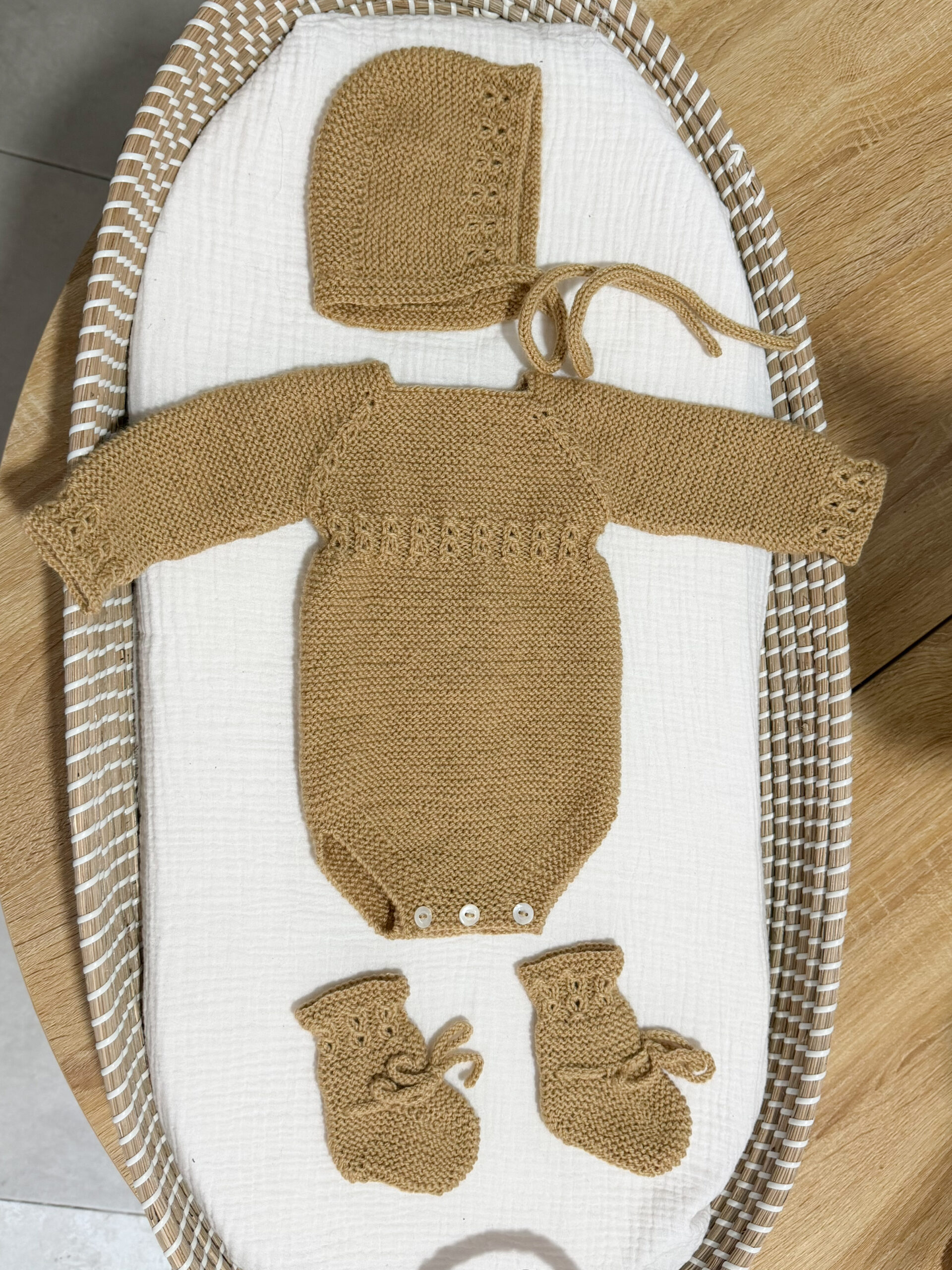 Conjunto babi lana beige