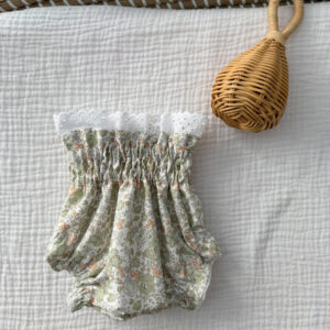 Cubrepañal flor verde