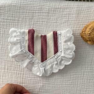 Babero pipo rayas borgoña