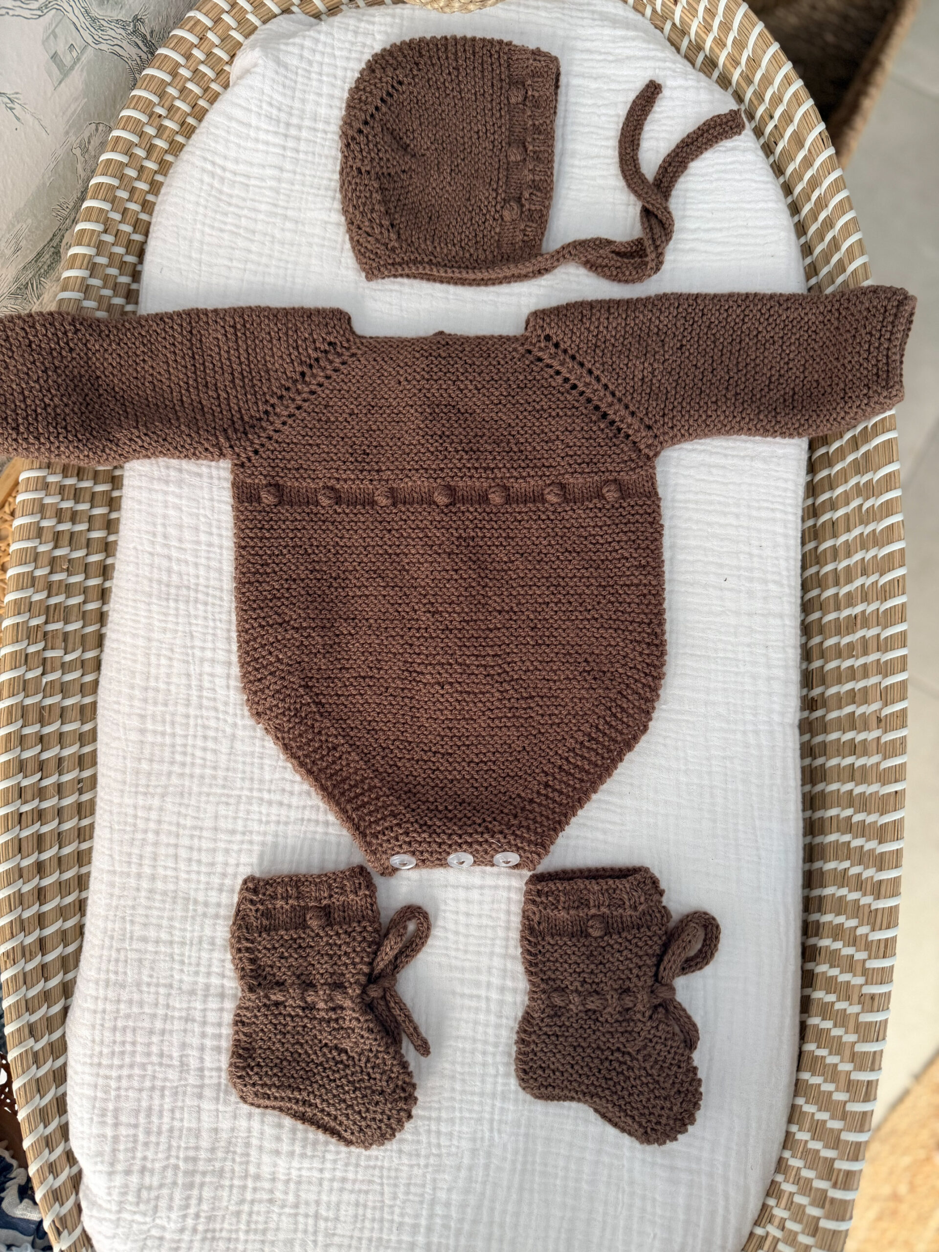 Conjunto bodoques lana marrón