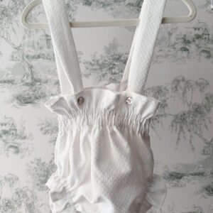 Cubre con tirantes blanco