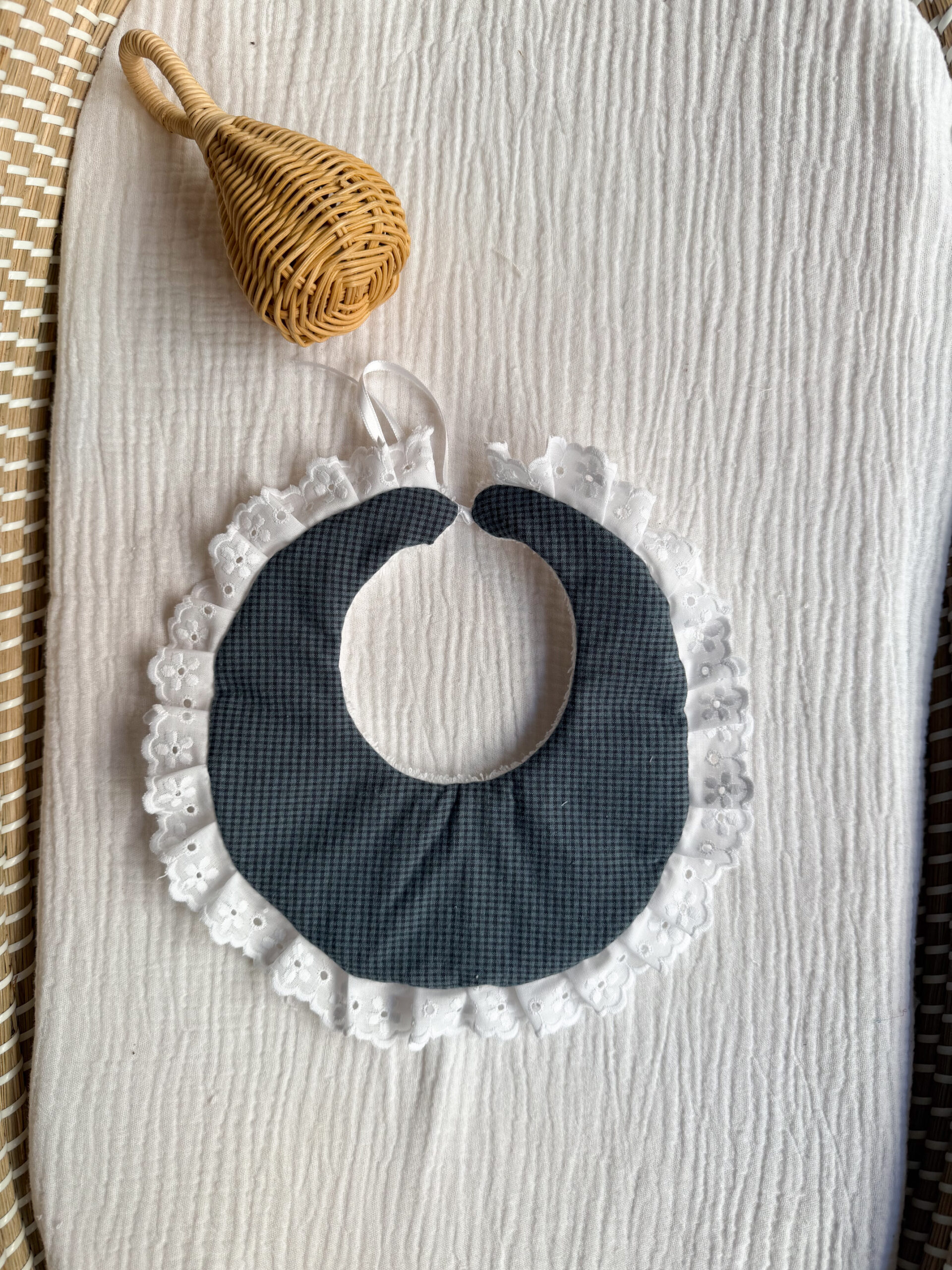 Babero Marieta vichy azulón