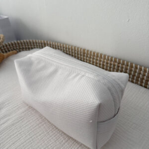 Neceser piqué blanco