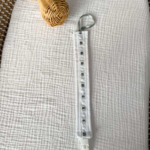 Chupetero tira bordada verde empolvado