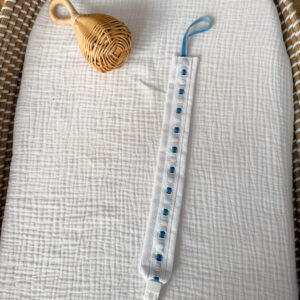 Chupetero tira bordada azul empolvado terciopelo