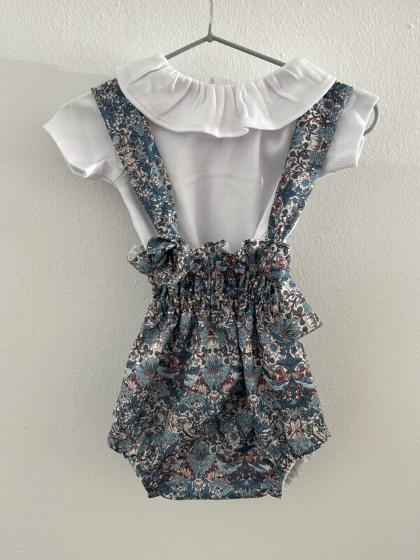 Cubre con tirantes liberty
