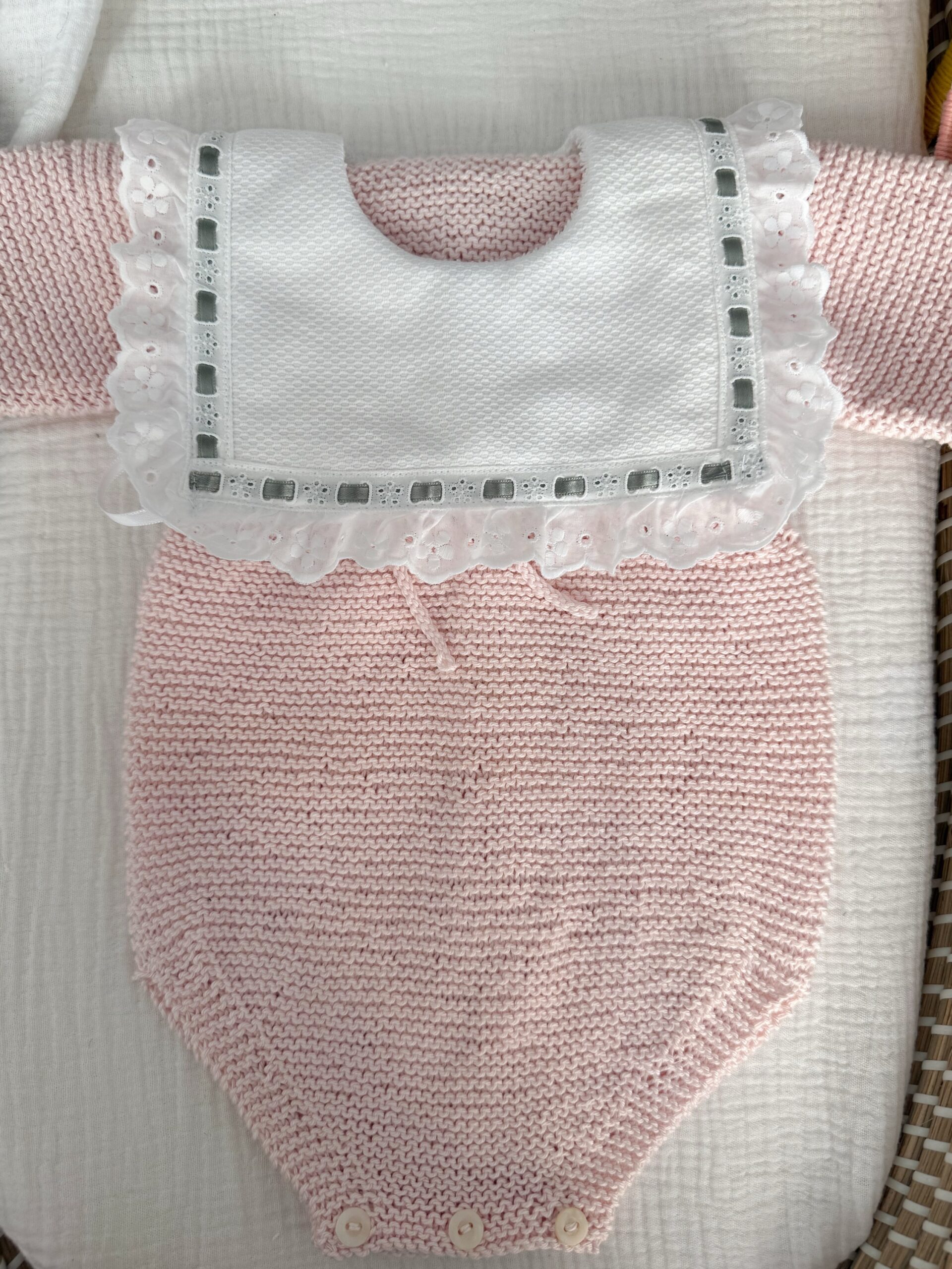 Baberola Lea con rizo lazo verde empolvado - Imagen 3