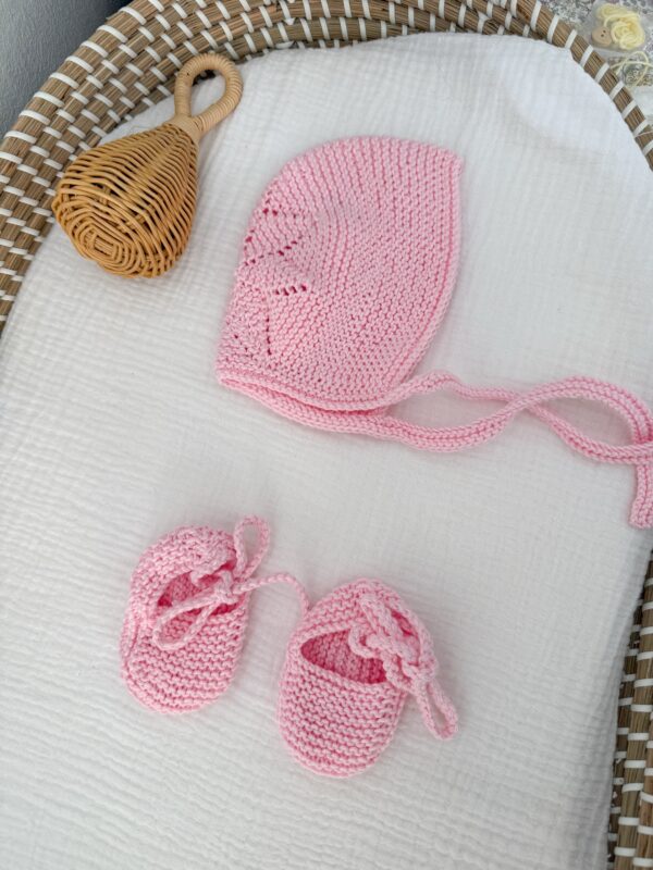 Capota y patucos rosa